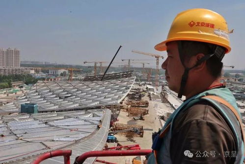 做兩頭，歇中間 高溫“烤”驗下，京城智慧施工保建設